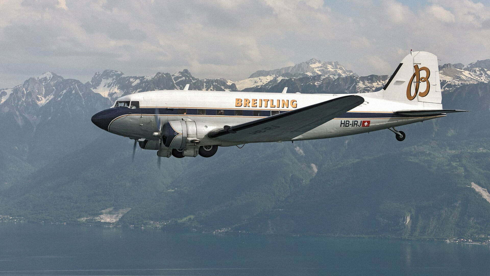 Breitling-DC3_TheGridAsia_Cover-Picture.jpg