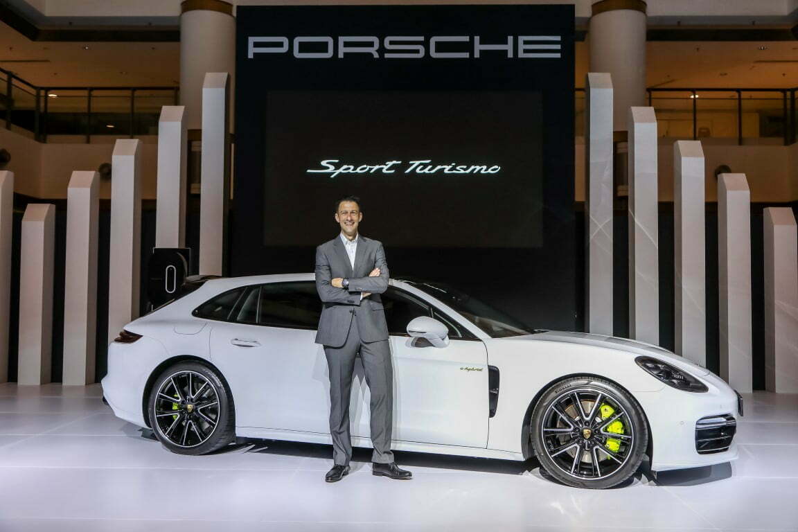 Porsche-Panamera-Sport-Turismo-Launch-7-Medium-2.jpg