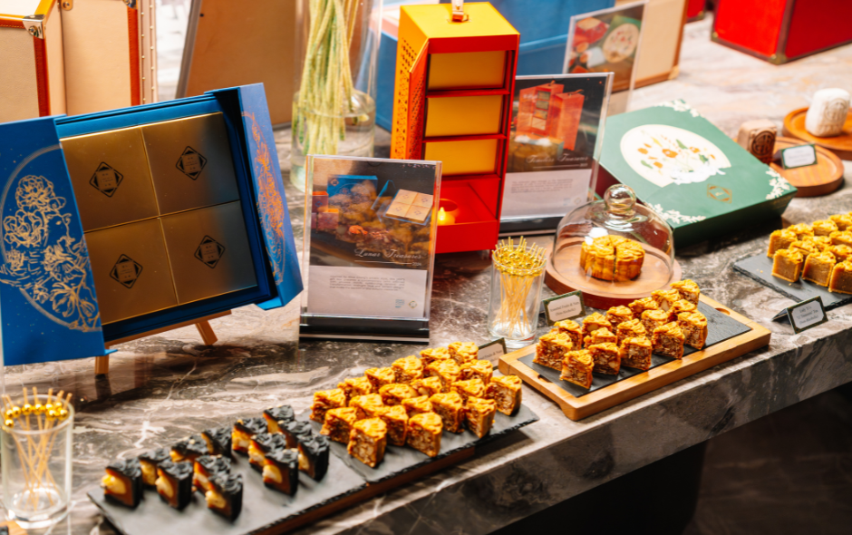 Four Points by Sheraton Kuala Lumpur, Chinatown presents its exquisite mooncake box