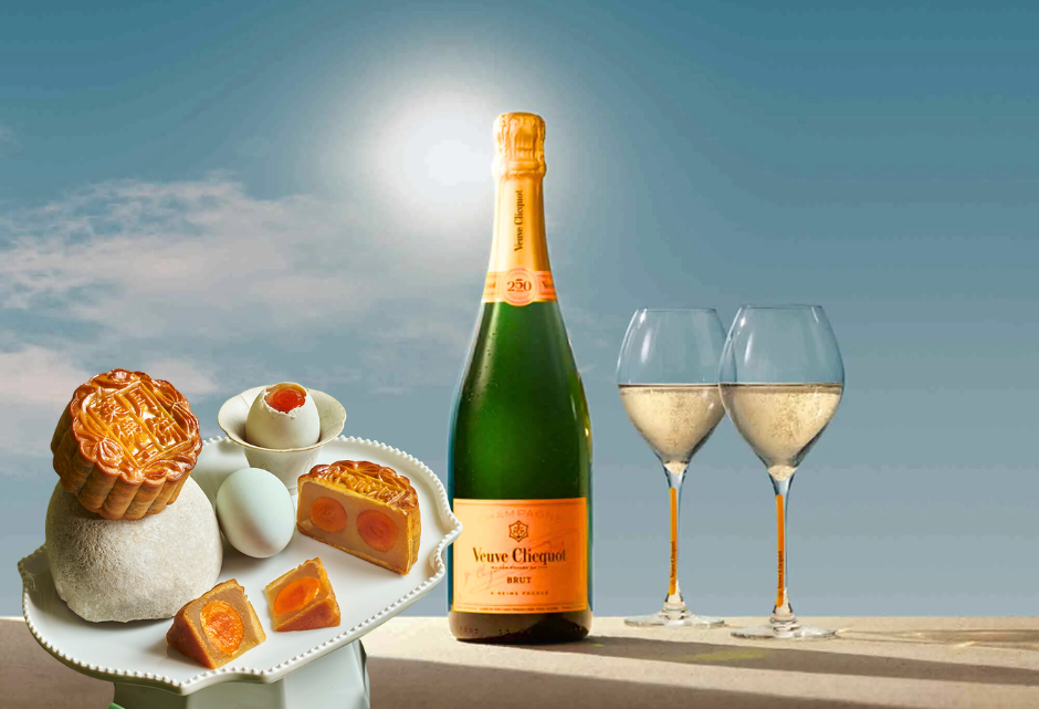 mooncake pairings: lotus seed mooncake and Sauternes