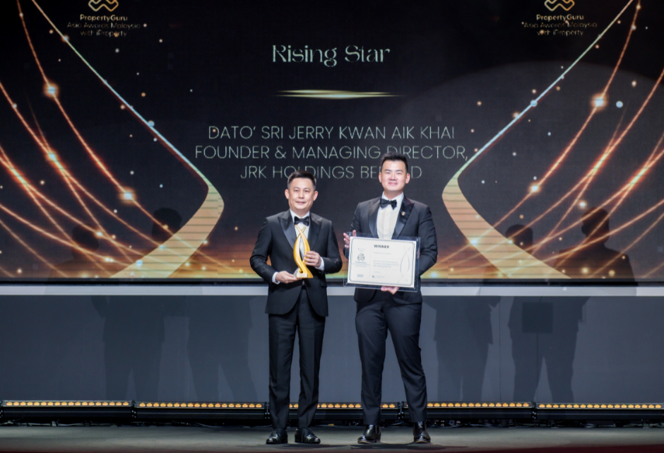 Dato' Sri Jerry Kwan Aik Khai at the PropertyGuru Asia Awards