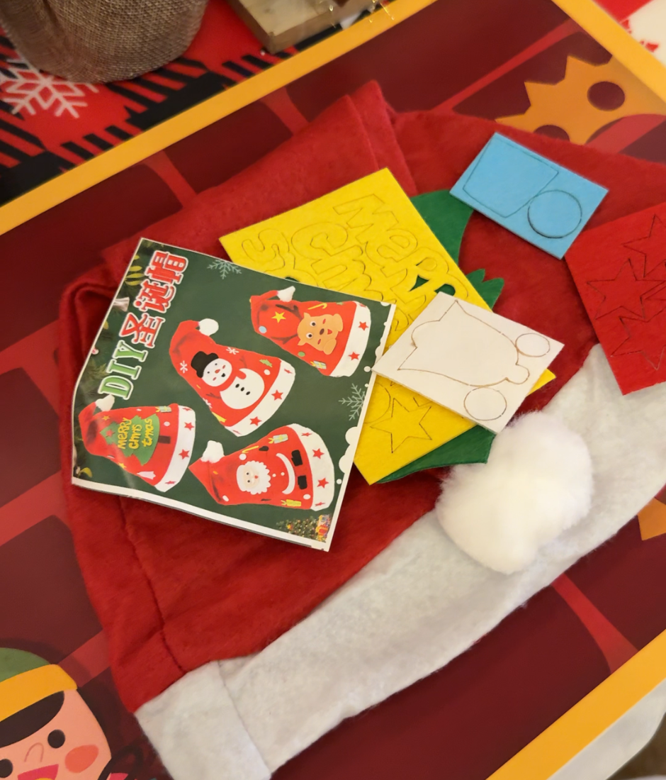 make diy christmas hats at Santa's Magical Village