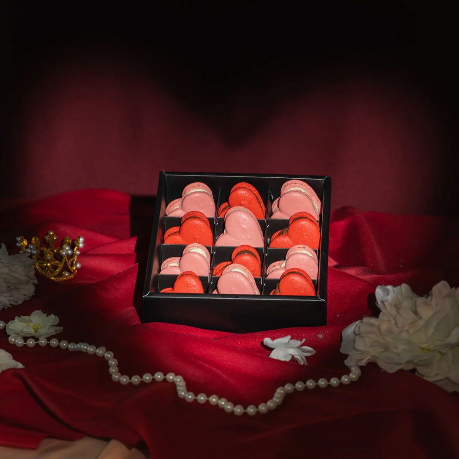 XOXO Macarons – Heart-Shaped Sweets Valentine’s Gift from Elevete Patisserie